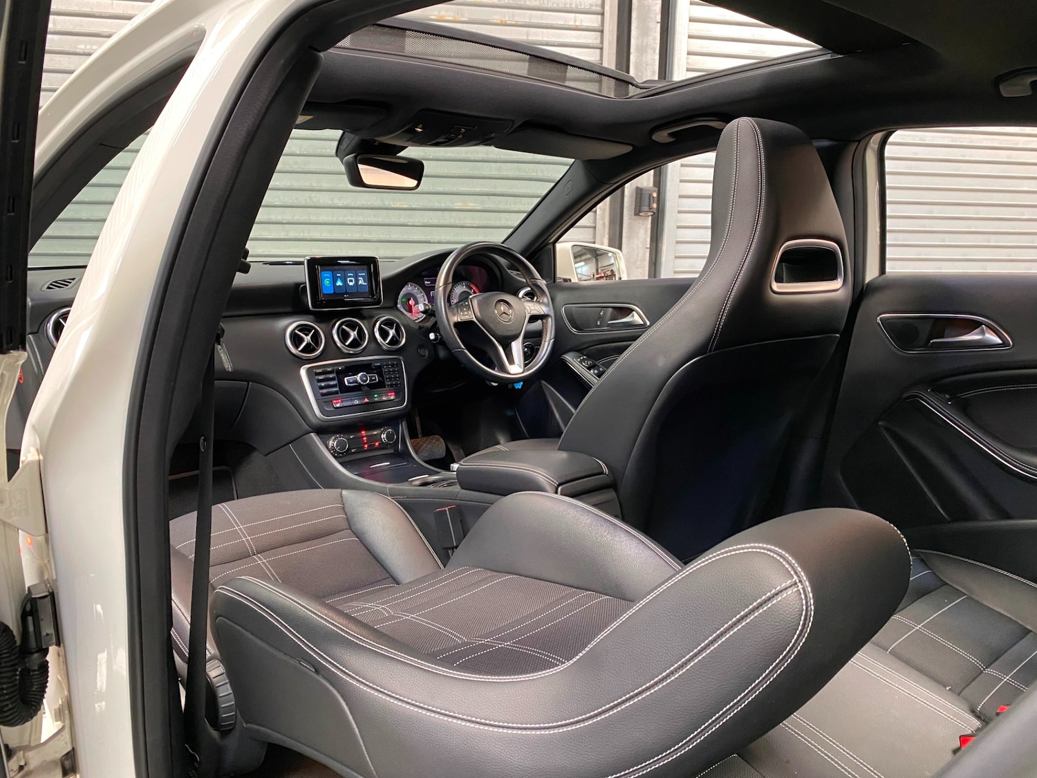 Used Mercedes-Benz A-Class 2013 for sale - 76171623: Photo 4