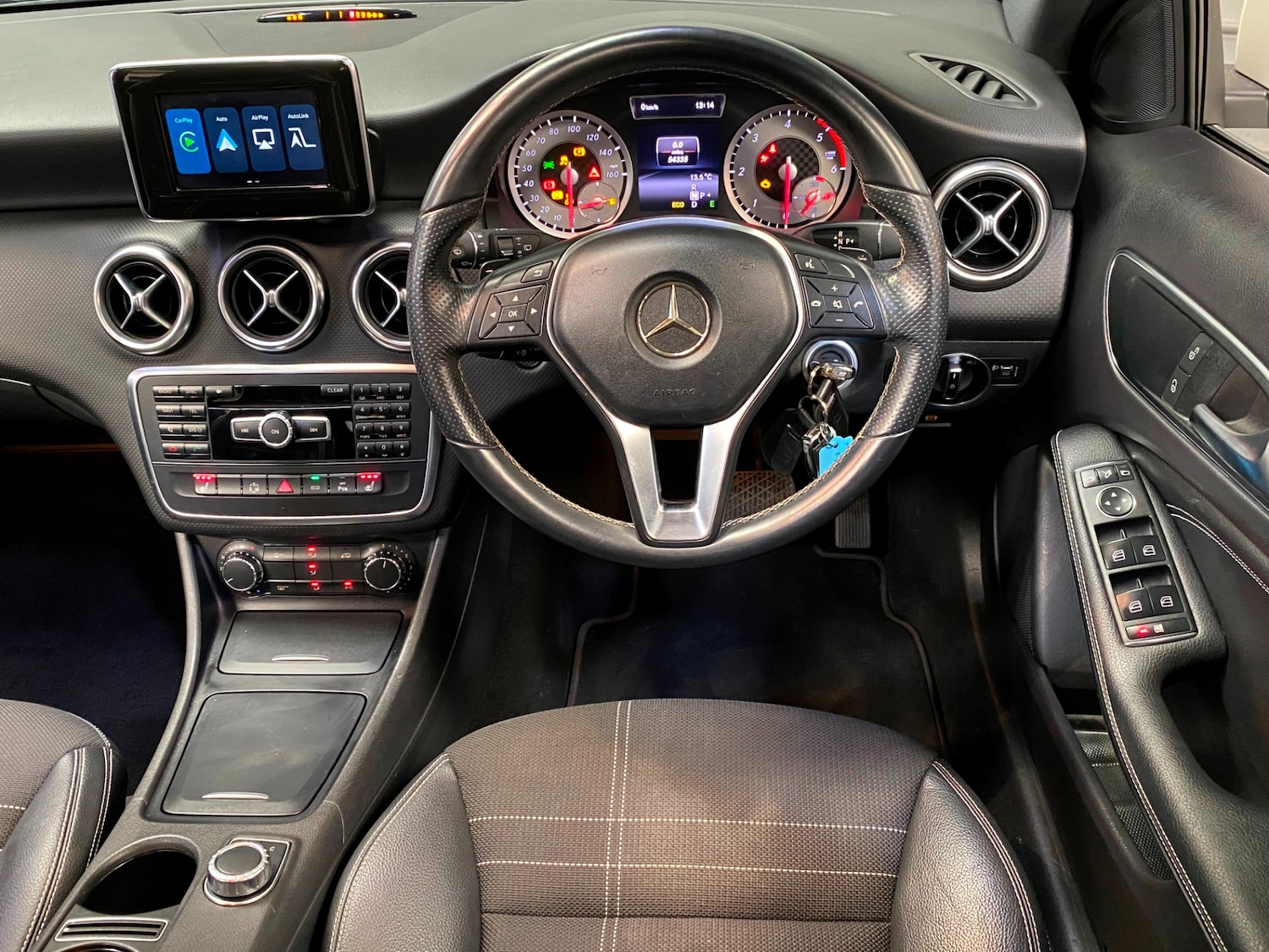 Used Mercedes-Benz A-Class 2013 for sale - 76171623: Photo 6