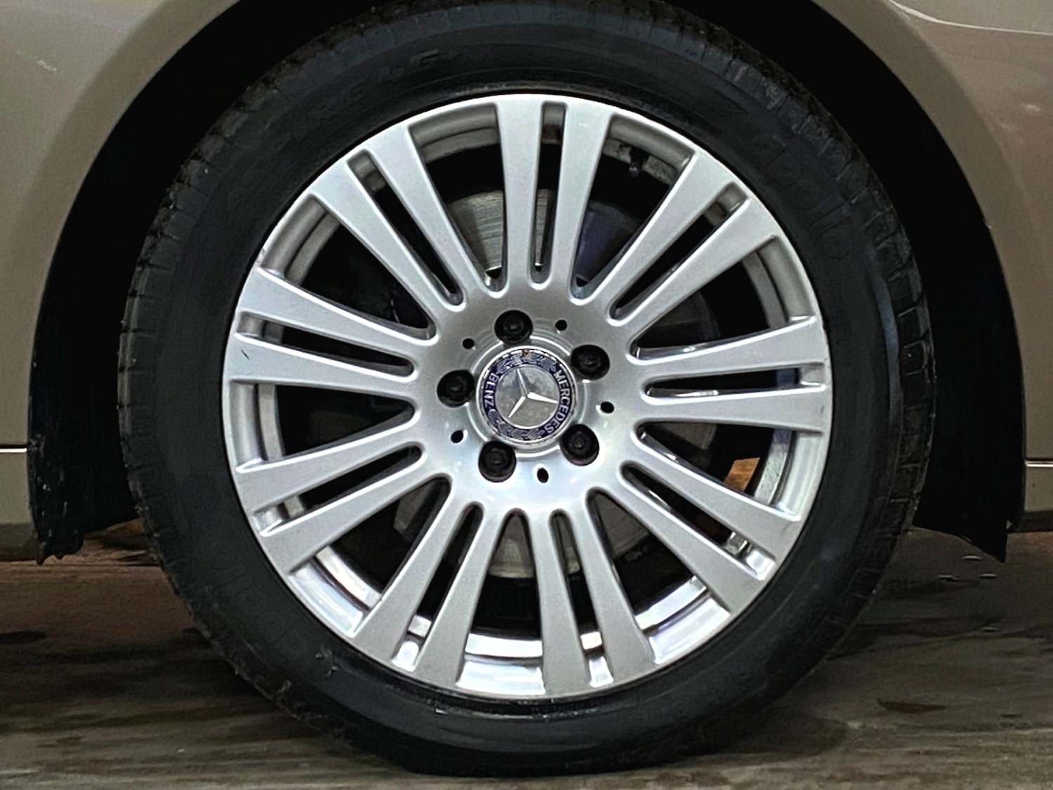 Used Mercedes-Benz E Class 2009 for sale - 77235622: Photo 11