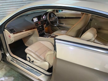 Used Mercedes-Benz E Class 2009 for sale - 77235622: Photo