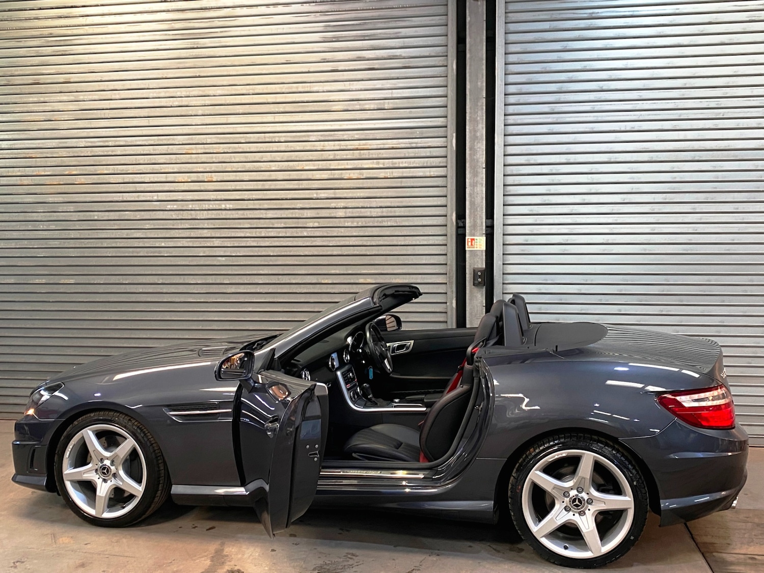 Used Mercedes-Benz SLK 2012 for sale - 76355378: Photo 5
