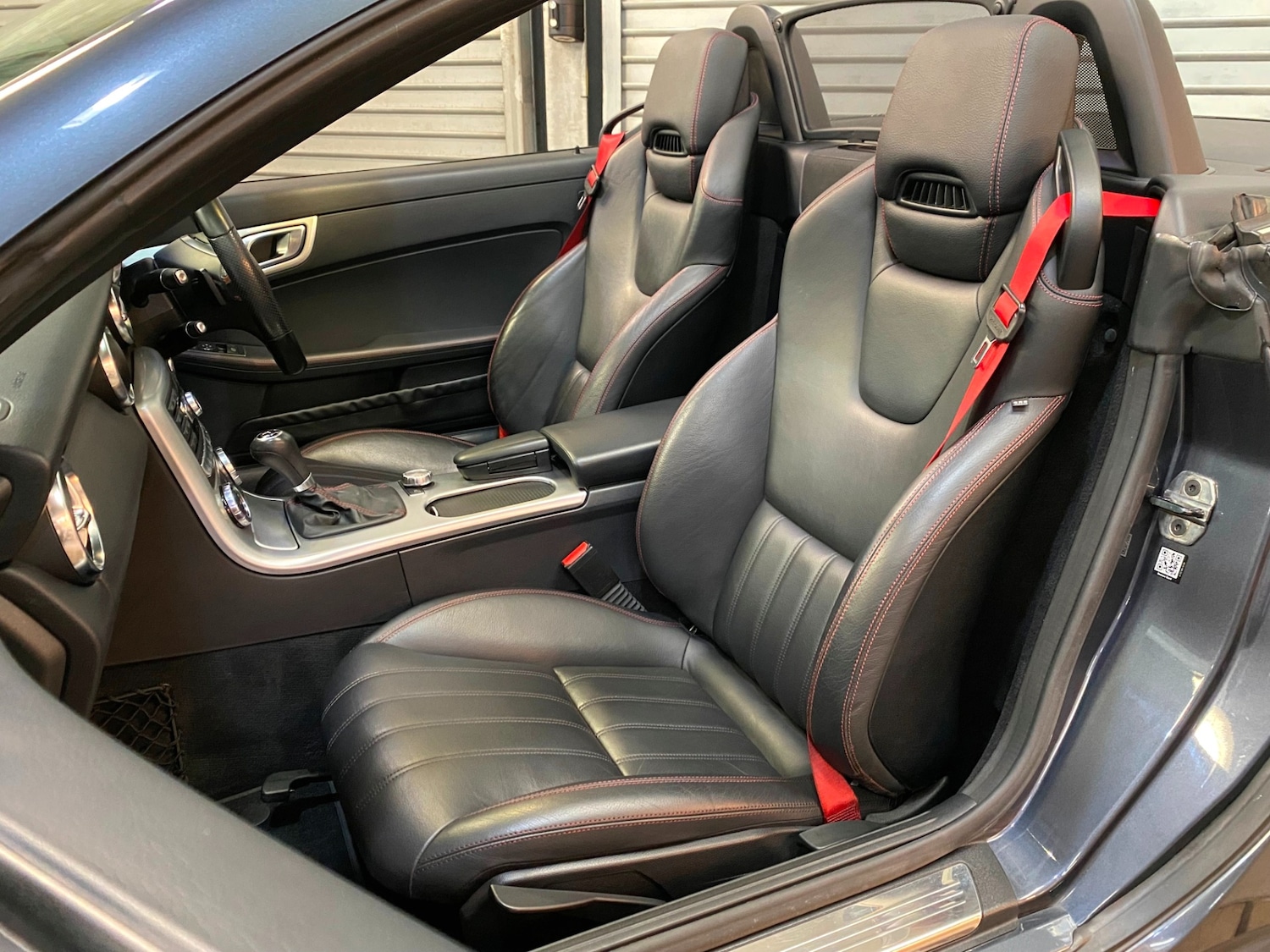 Used Mercedes-Benz SLK 2012 for sale - 76355378: Photo 8