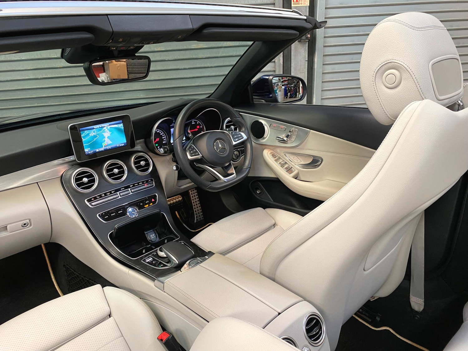 Used Mercedes-Benz C Class 2017 for sale - 76131055: Photo 2