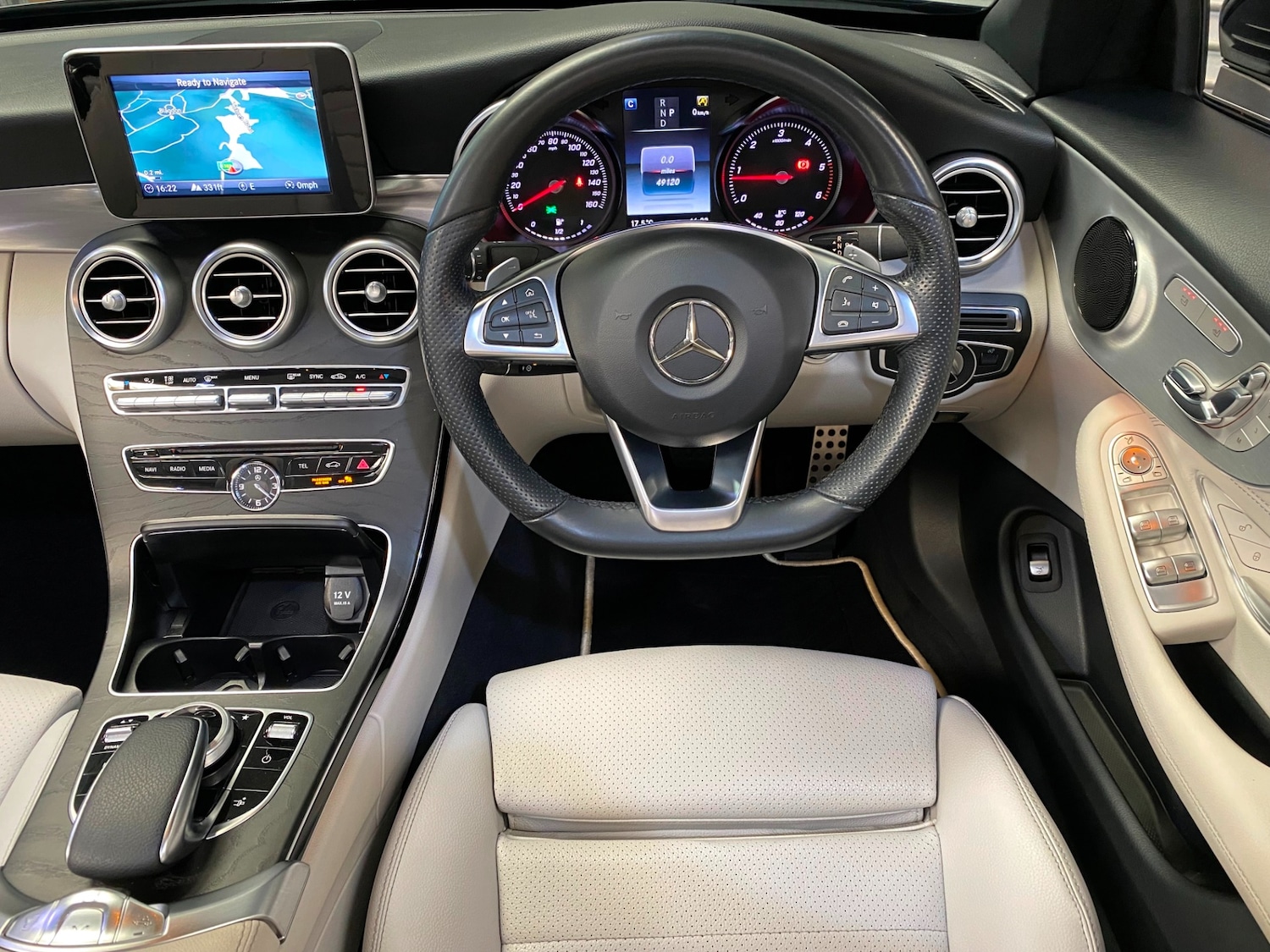 Used Mercedes-Benz C Class 2017 for sale - 76131055: Photo 6