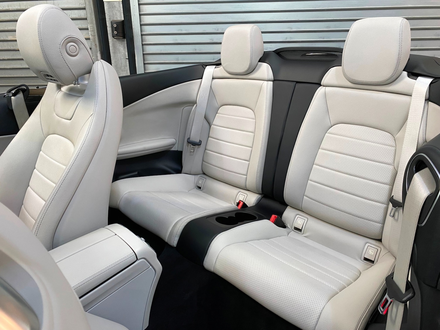 Used Mercedes-Benz C Class 2017 for sale - 76131055: Photo 8