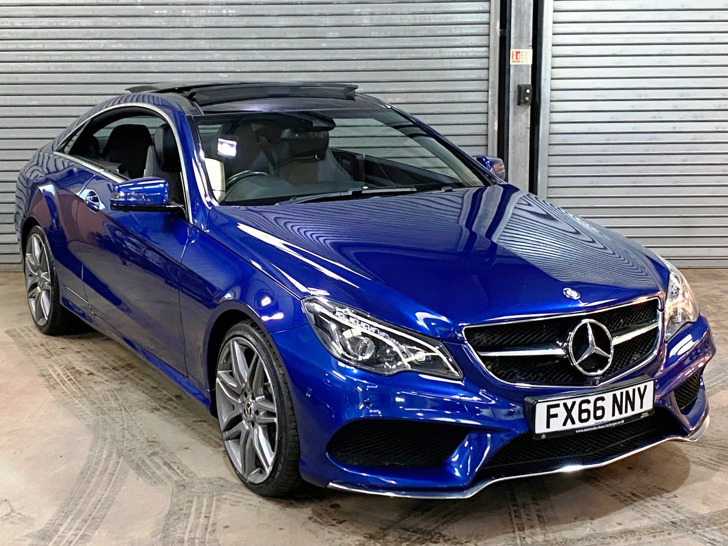 Used Mercedes-Benz E Class 2016 for sale - 76663634: Photo 1