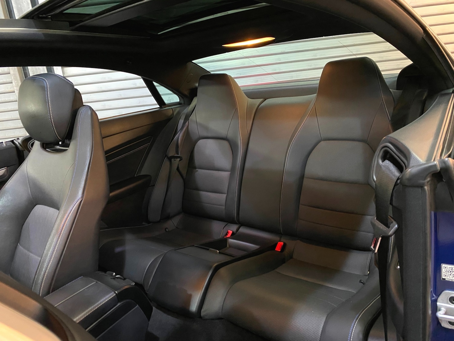 Used Mercedes-Benz E Class 2016 for sale - 76663634: Photo 8