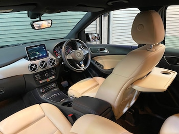 2016 (16) - B200d Sport Executive 5dr Auto