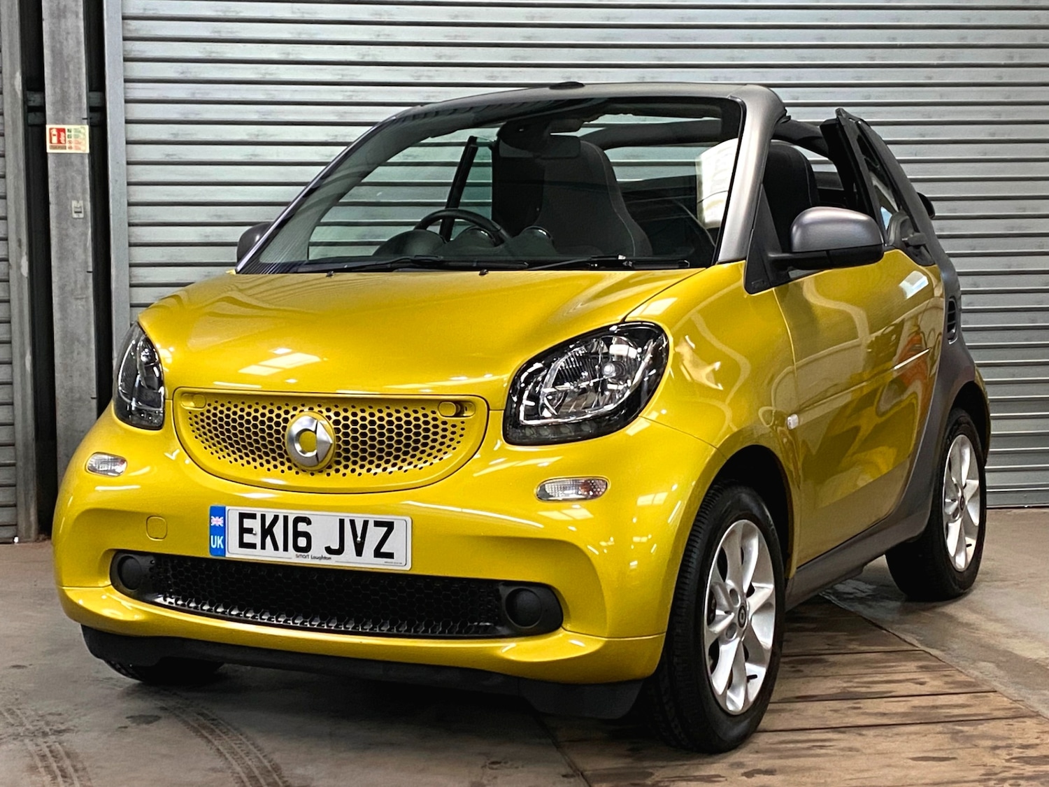Used smart fortwo 2016 for sale - 77284055: Photo 3