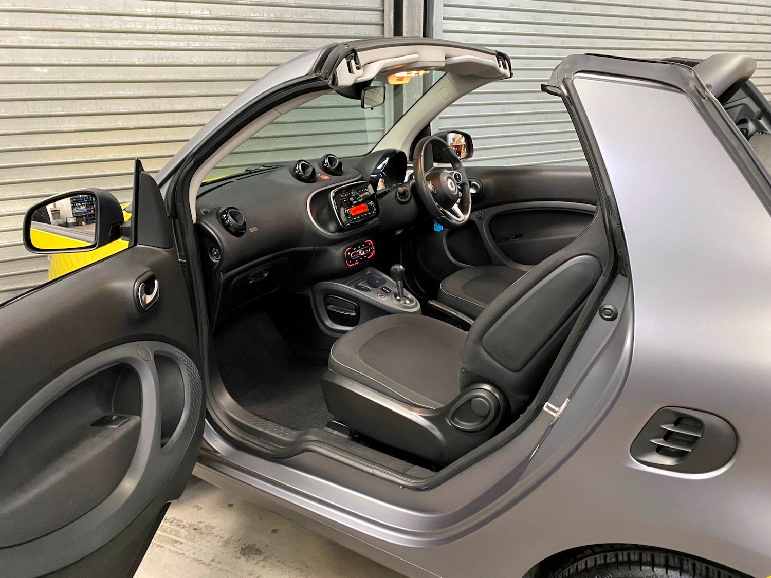 Used smart fortwo 2016 for sale - 77284055: Photo 4