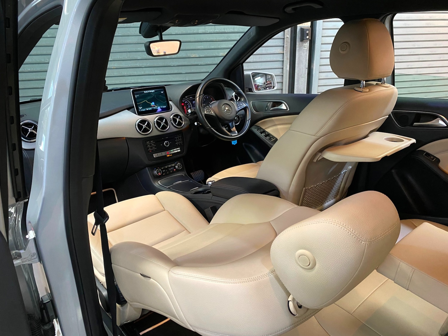 Used Mercedes-Benz B Class 2015 for sale - 78094561: Photo 4