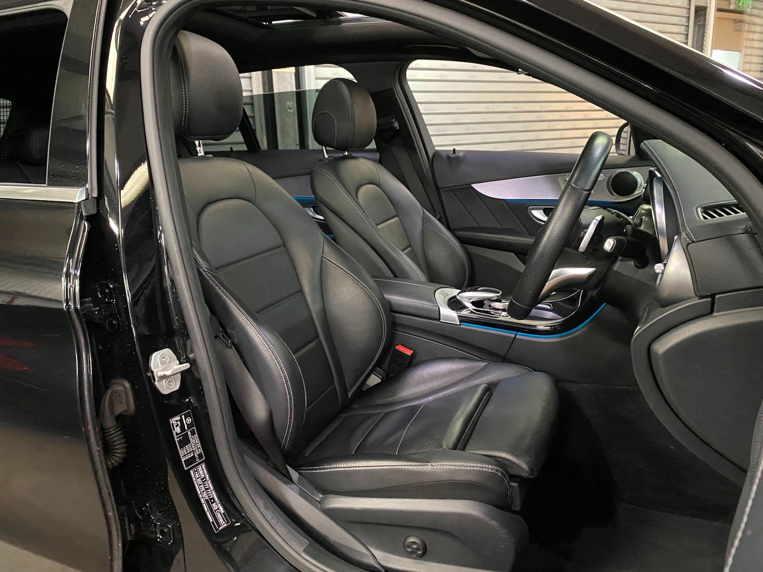 Used Mercedes-Benz C Class 2015 for sale - 76968944: Photo 10