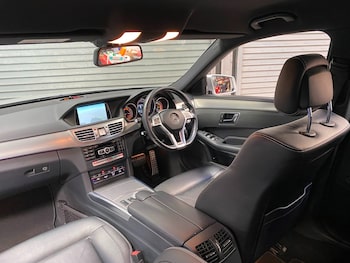 Used Mercedes-Benz E Class 2014 for sale - 79082977: Photo