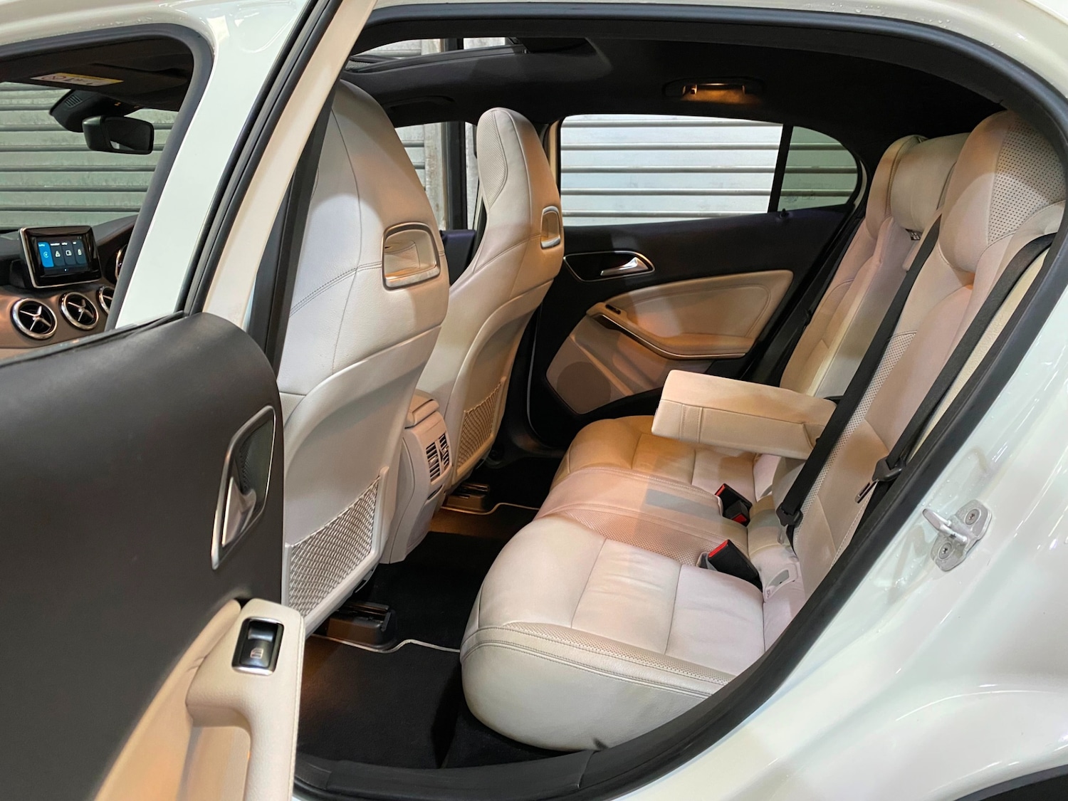 Used Mercedes-Benz GLA 2015 for sale - 77311394: Photo 8