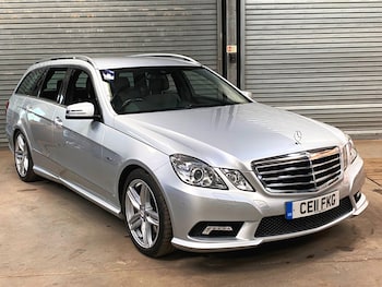 Used Mercedes-Benz E Class 2011 for sale - 78872100: Photo