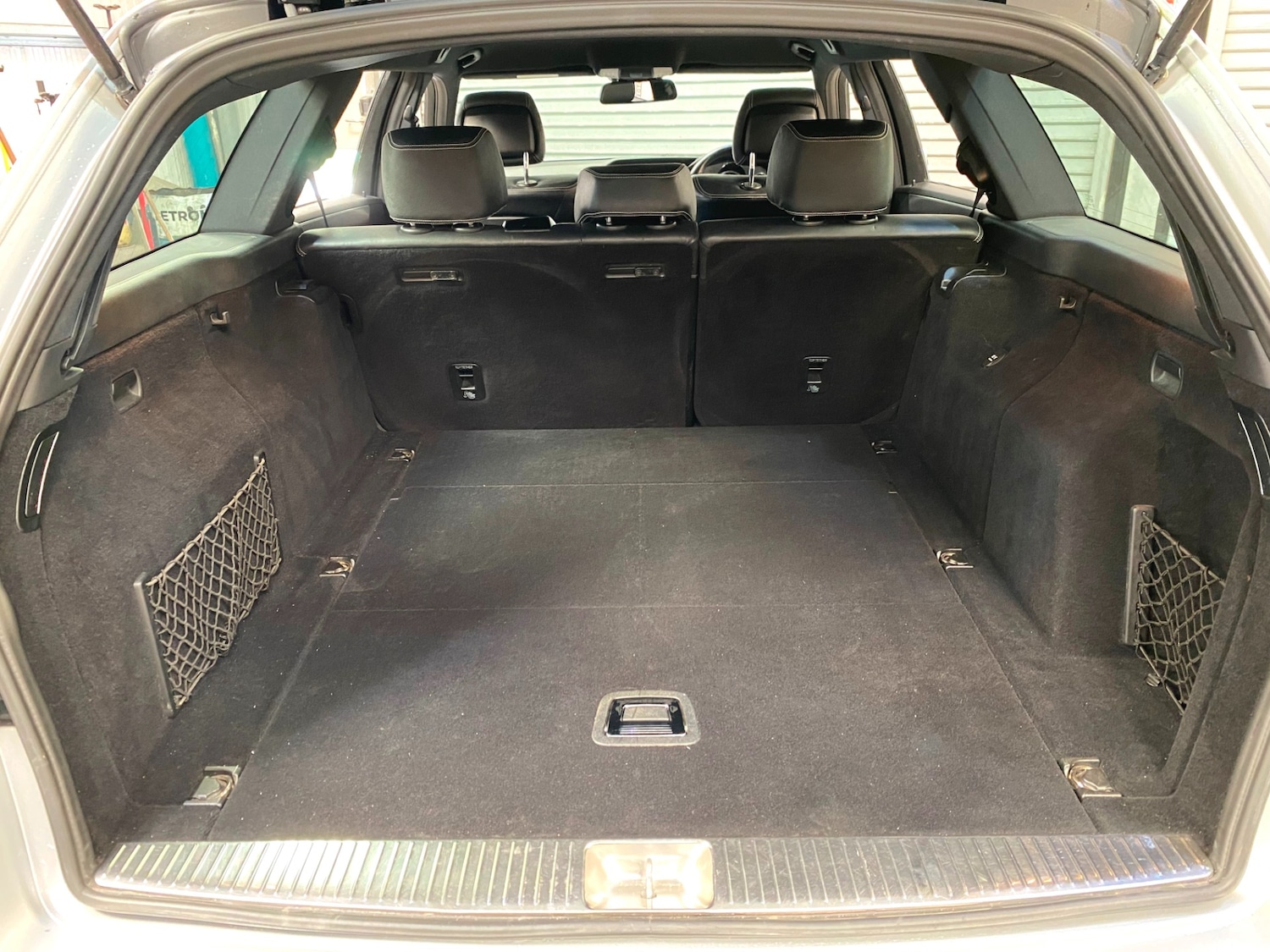 Used Mercedes-Benz E Class 2011 for sale - 78211181: Photo 12