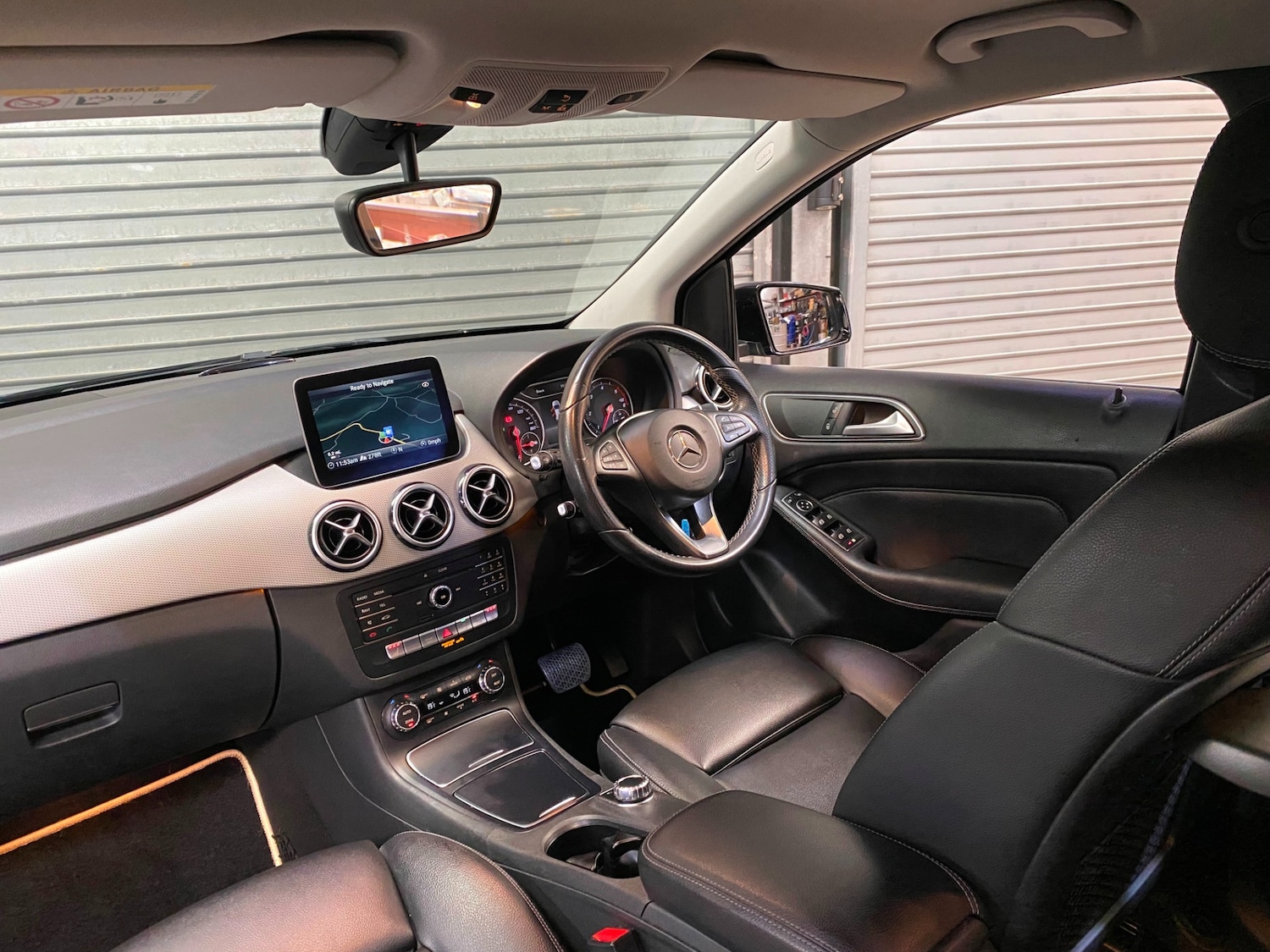 Used Mercedes-Benz B Class 2017 for sale - 76243792: Photo 2