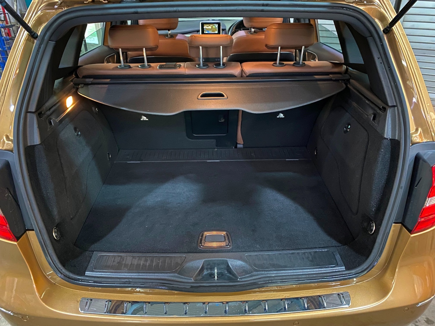 Used Mercedes-Benz B Class 2013 for sale - 77035648: Photo 13