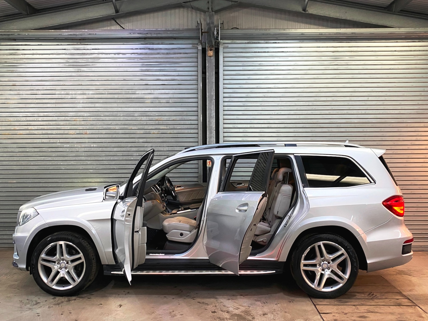 Used Mercedes-Benz GL Class 2015 for sale - 77012247: Photo 9