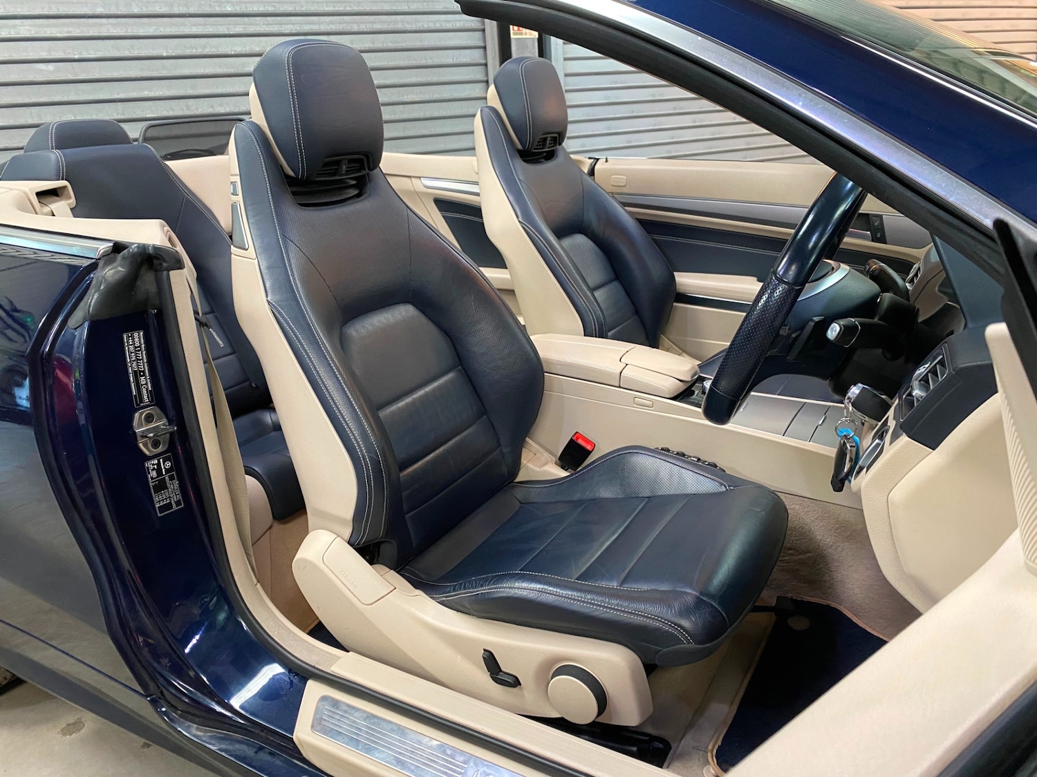 Used Mercedes-Benz E Class 2014 for sale - 76706998: Photo 10