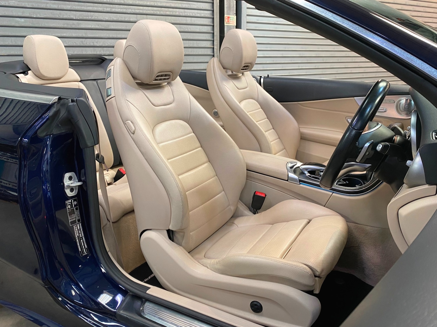 Used Mercedes-Benz C Class 2017 for sale - 76374493: Photo 10