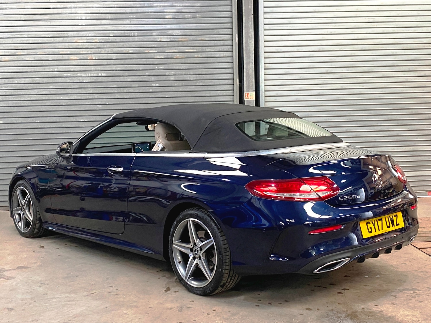 Used Mercedes-Benz C Class 2017 for sale - 76374493: Photo 11