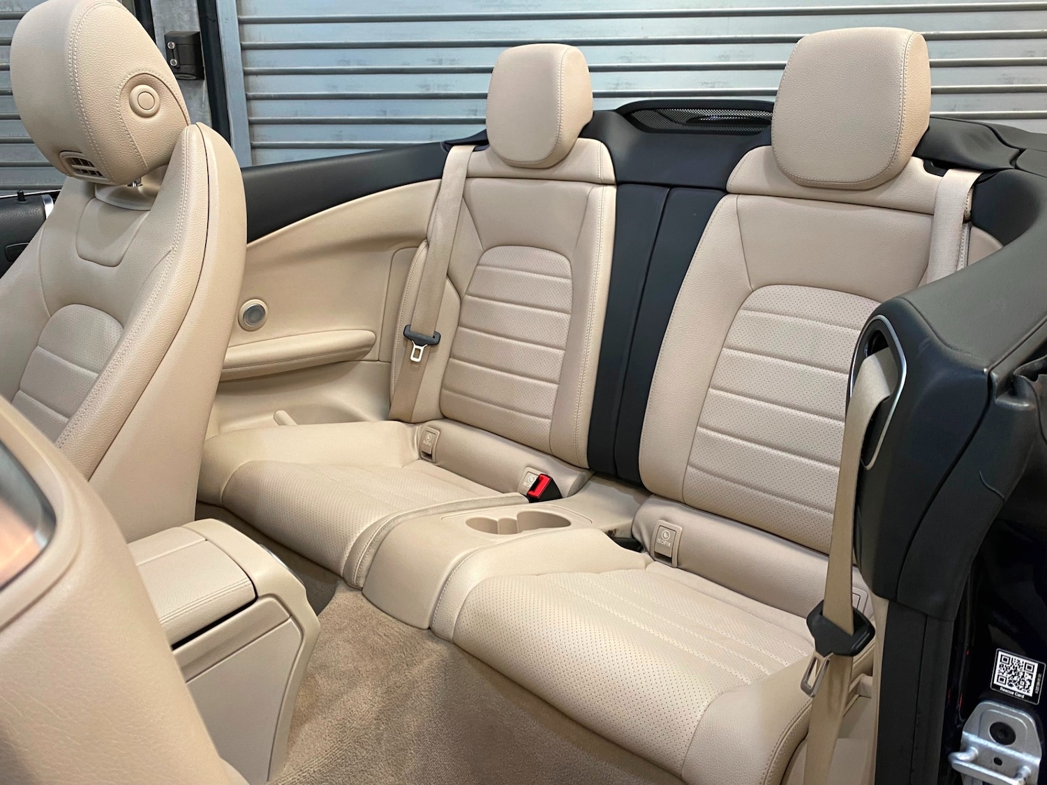 Used Mercedes-Benz C Class 2017 for sale - 76374493: Photo 8
