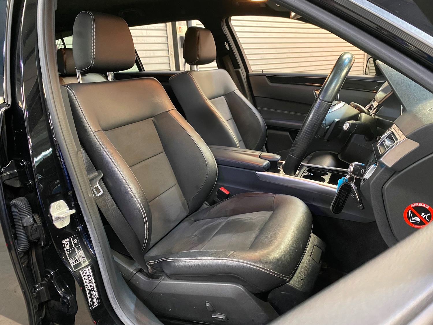 Used Mercedes-Benz E Class 2014 for sale - 77555257: Photo 10