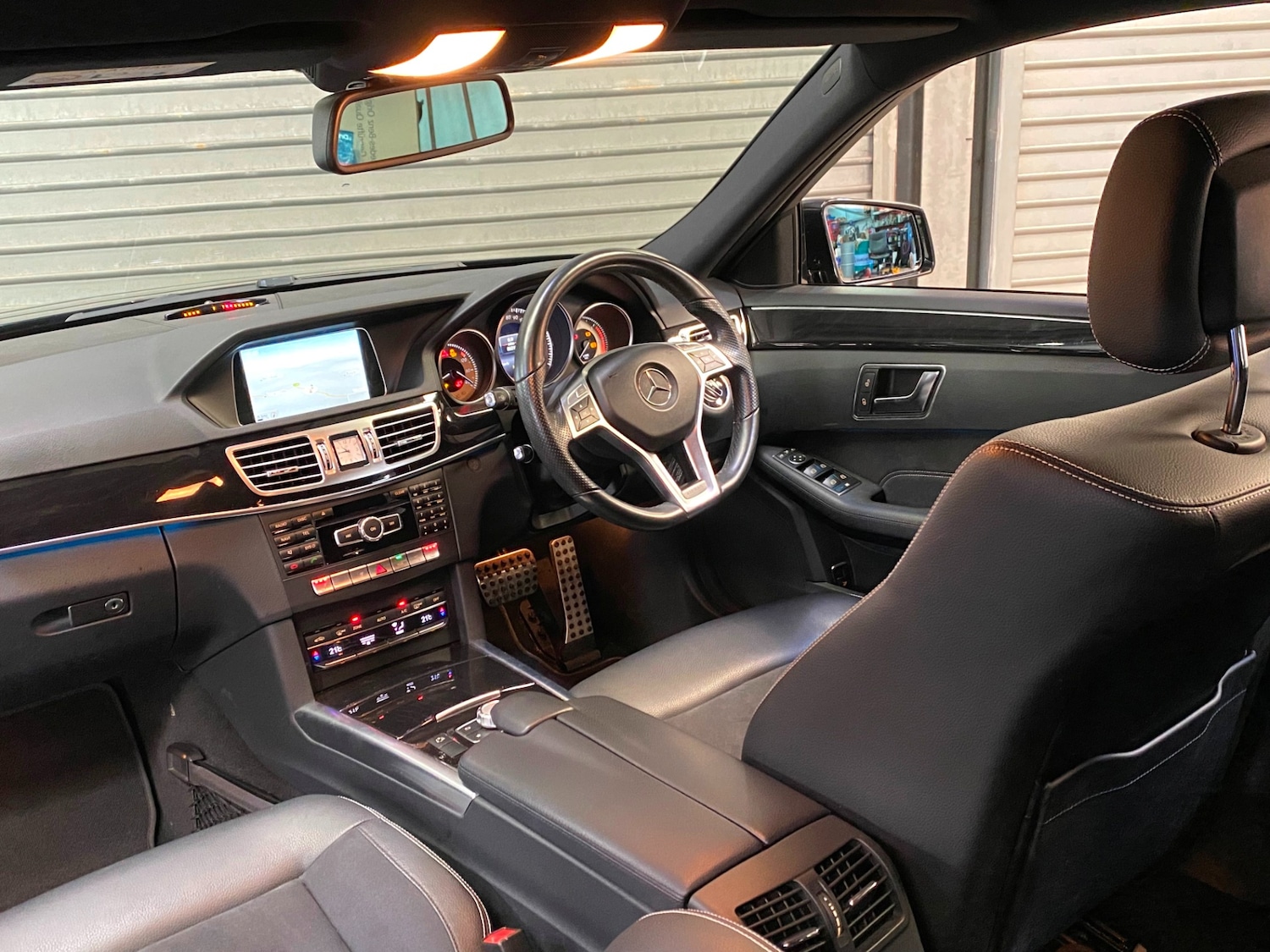 Used Mercedes-Benz E Class 2014 for sale - 77555257: Photo 2