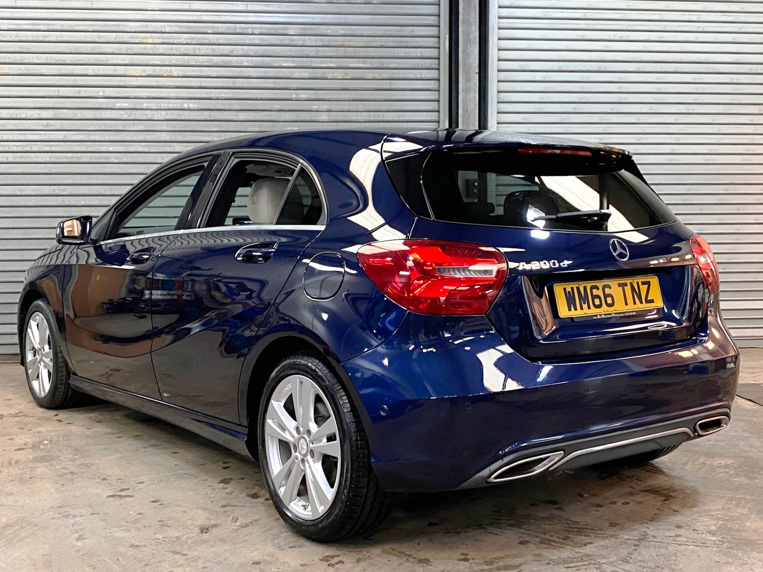 Used Mercedes-Benz A-Class 2016 for sale - 76663678: Photo 5