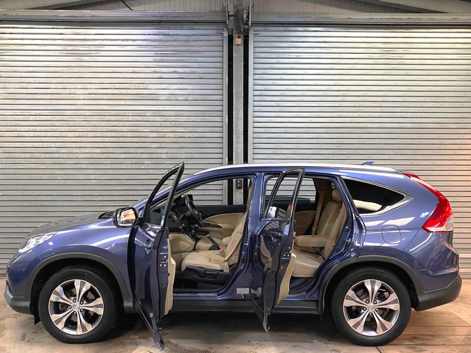 Used Honda CR-V 2015 for sale - 77234676: Photo 9