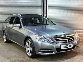Used Mercedes-Benz E Class 2010 for sale - 76797484: Photo