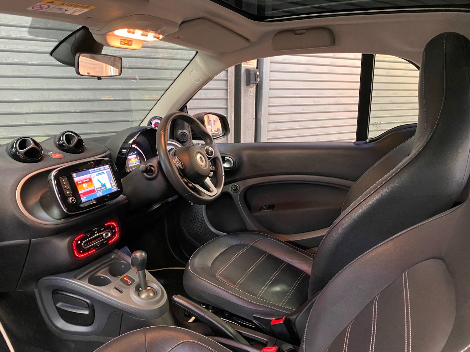 Used smart fortwo 2016 for sale - 77790249: Photo 2