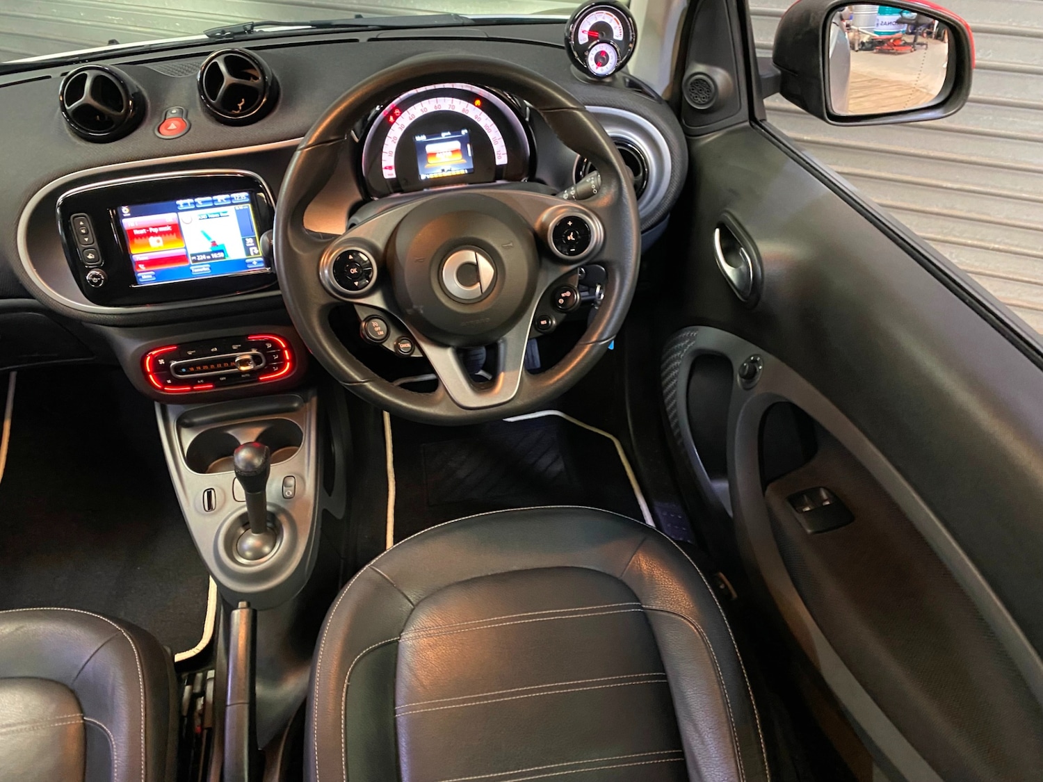 Used smart fortwo 2016 for sale - 77790249: Photo 6