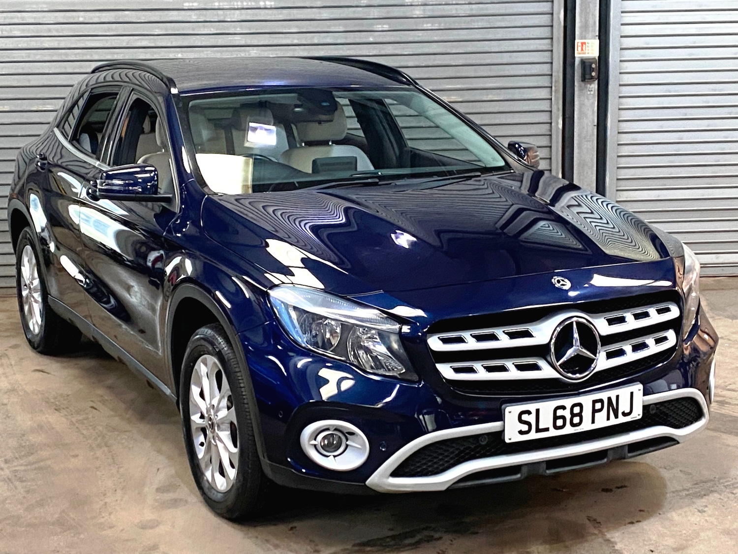 Used Mercedes-Benz GLA 2018 for sale - 77311384: Photo 1
