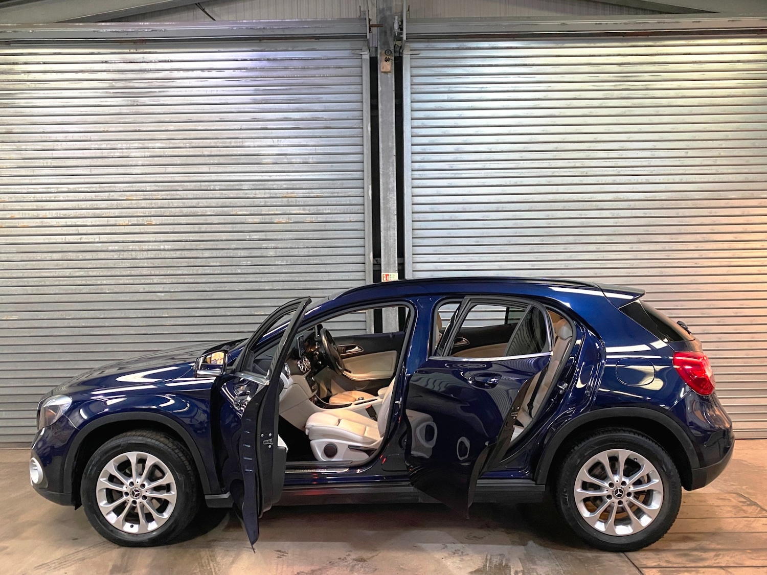 Used Mercedes-Benz GLA 2018 for sale - 77311384: Photo 9