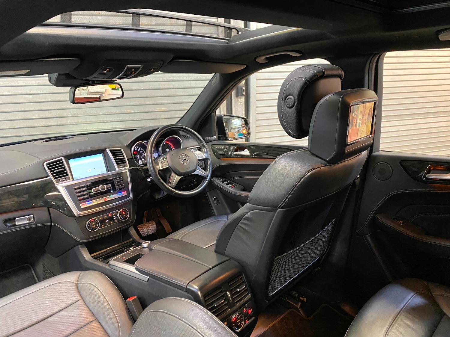 Used Mercedes-Benz M Class 2014 for sale - 77012249: Photo 2