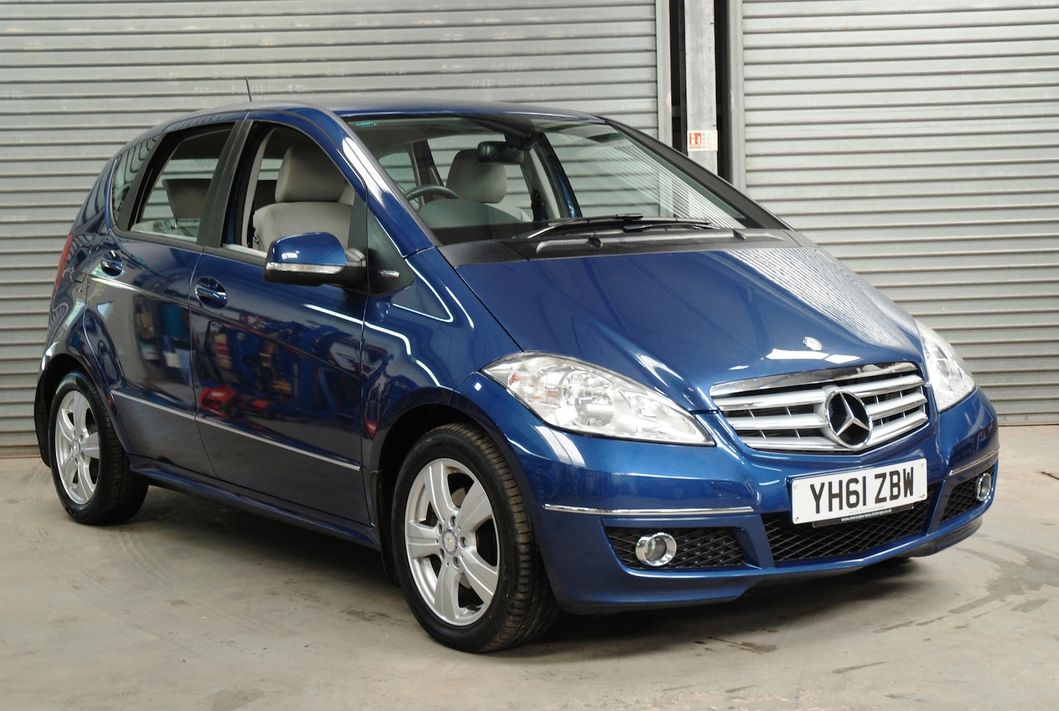 Used Mercedes-Benz A-Class 2011 for sale - 77352187: Photo 7