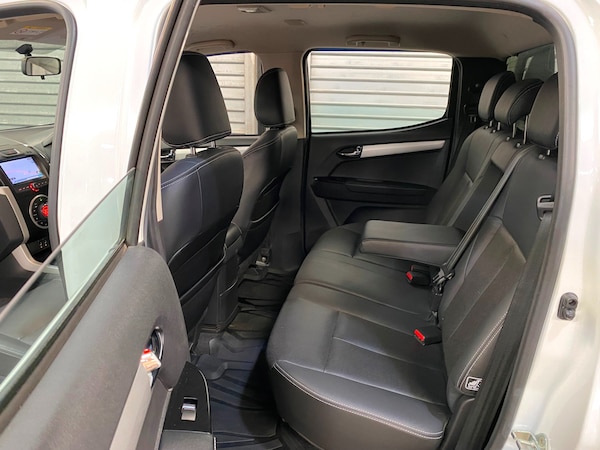 Used Isuzu D-Max 2019 for sale - 76196264: Photo 8