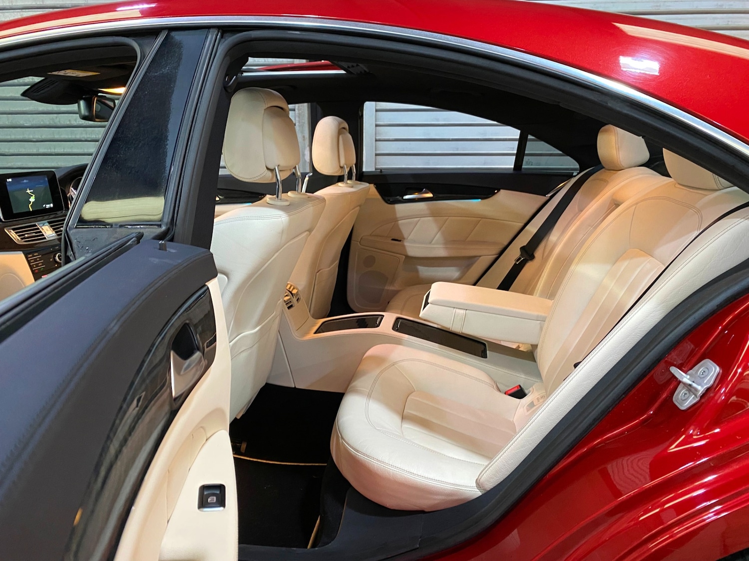 Used Mercedes-Benz CLS 2017 for sale - 77034702: Photo 8