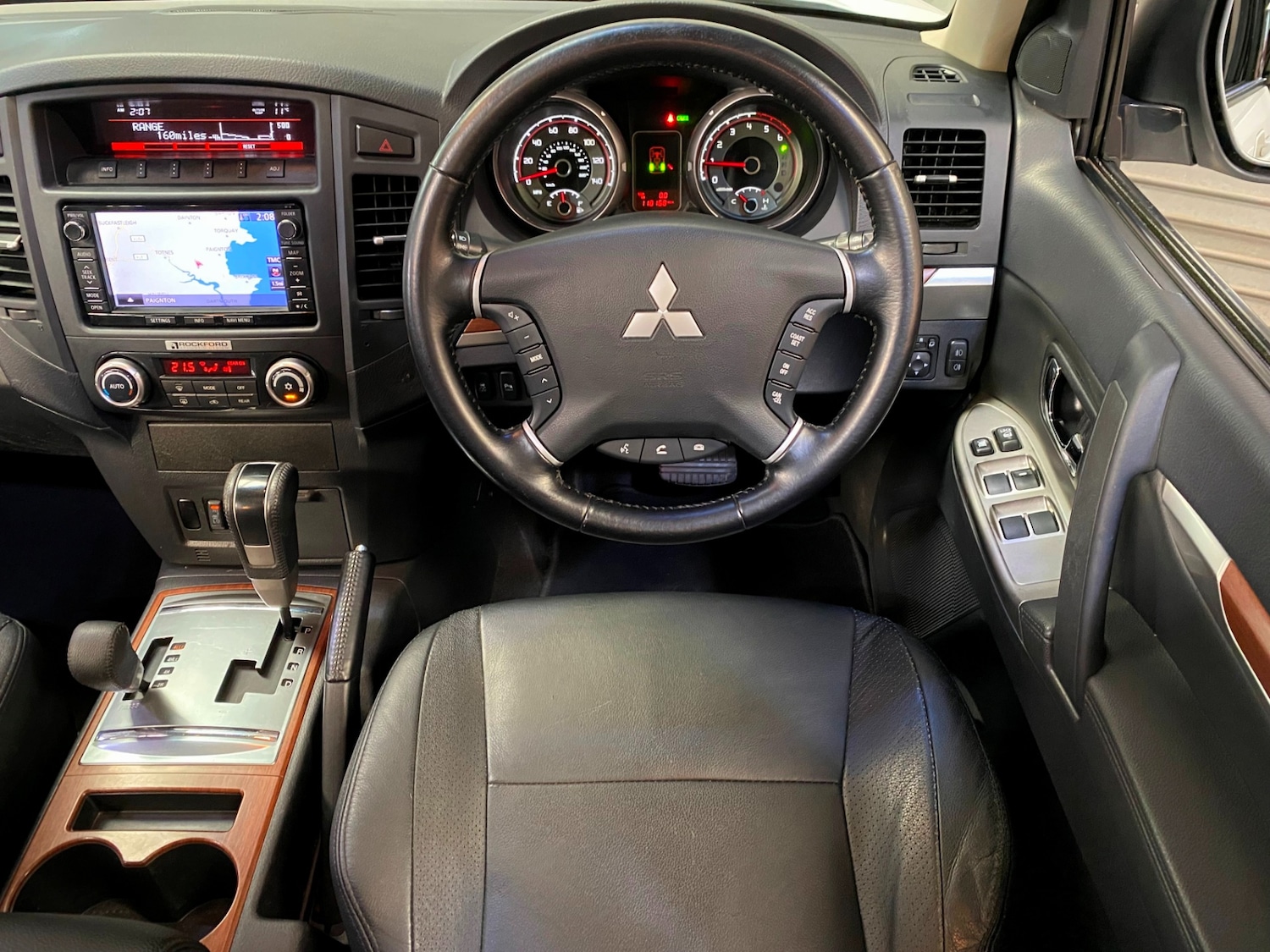 Used Mitsubishi Shogun 2014 for sale - 77734922: Photo 6