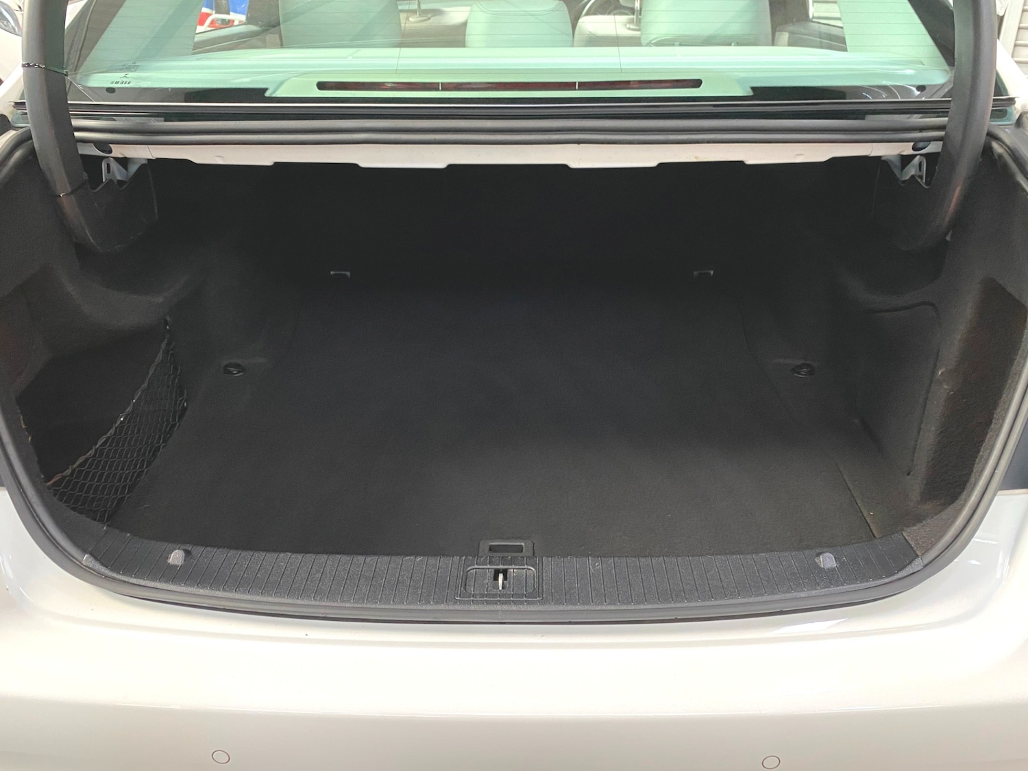 Used Mercedes-Benz E Class 2014 for sale - 77935235: Photo 12