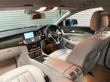 Used Mercedes-Benz CLS 2013 for sale - 76243796: Photo 2