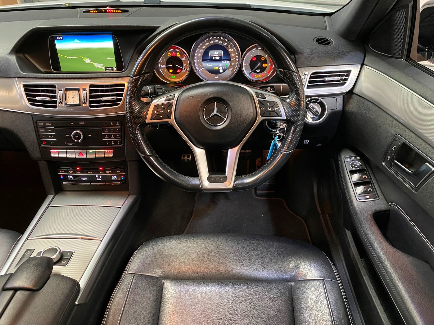 Used Mercedes-Benz E Class 2016 for sale - 76275050: Photo 6