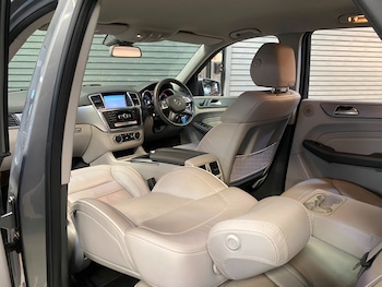 Used Mercedes-Benz M Class 2013 for sale - 77834001: Photo