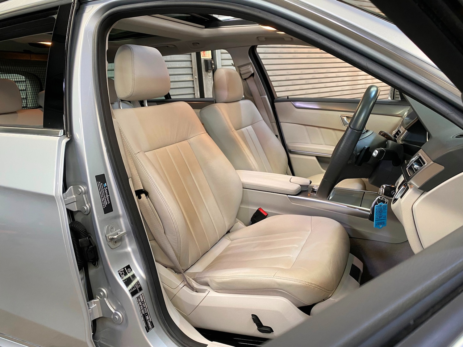 Used Mercedes-Benz E Class 2014 for sale - 77733123: Photo 10