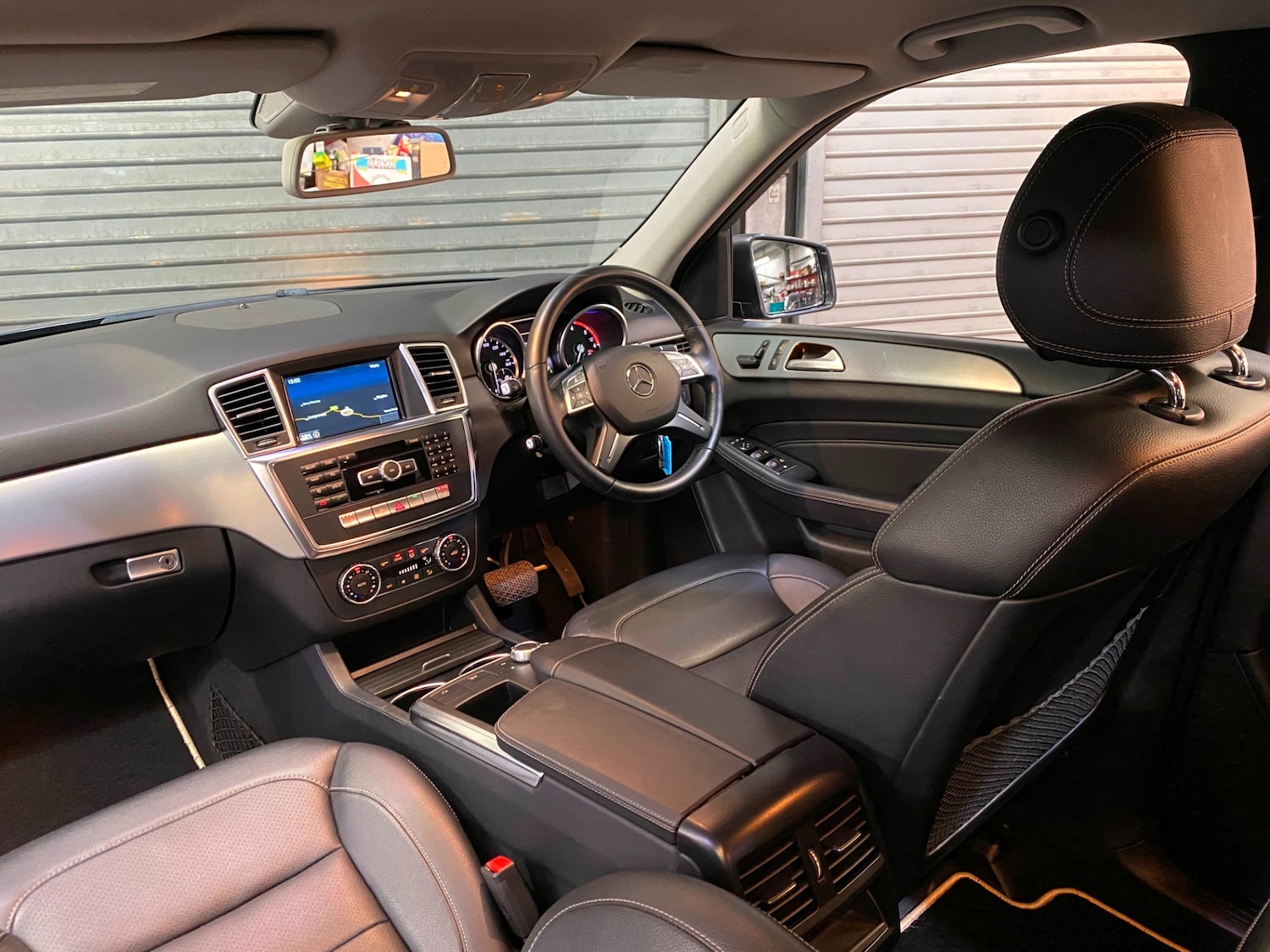 Used Mercedes-Benz M Class 2013 for sale - 77434973: Photo 2