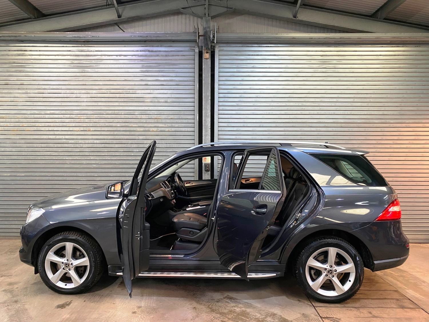 Used Mercedes-Benz M Class 2013 for sale - 77434973: Photo 9