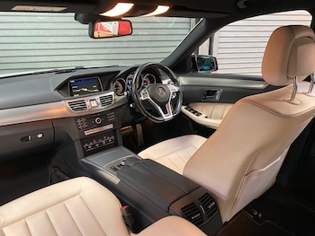 Used Mercedes-Benz E Class 2015 for sale - 79111814: Photo