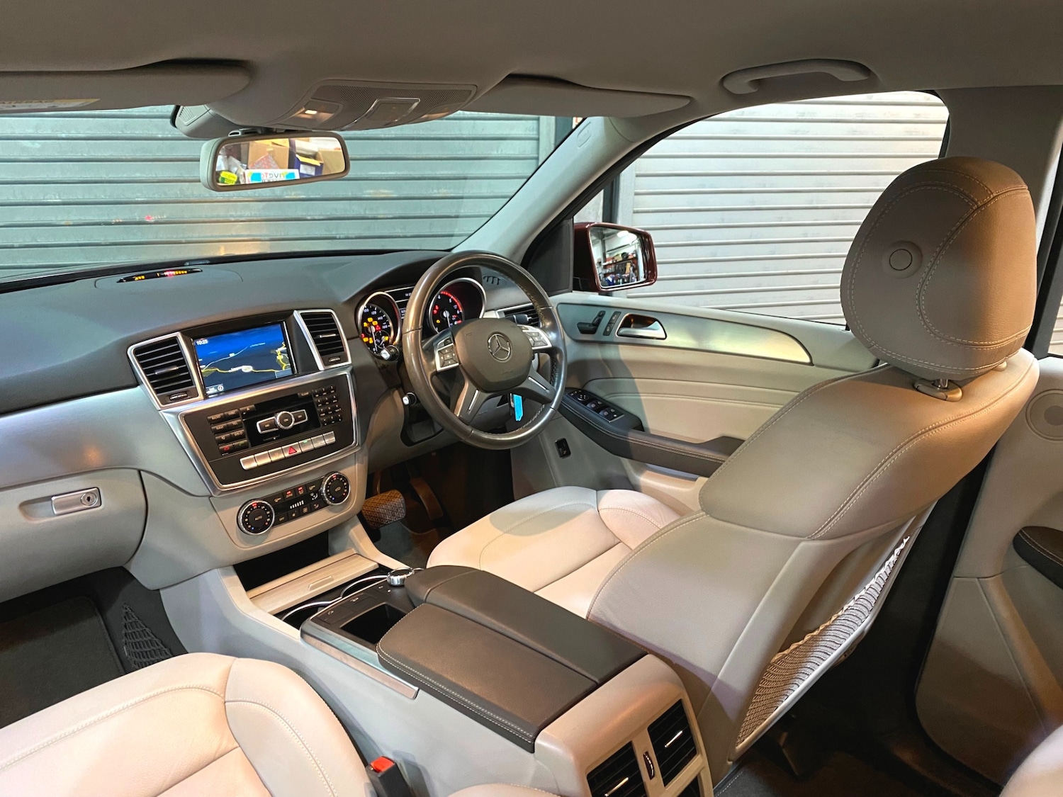 Used Mercedes-Benz M Class 2014 for sale - 76748299: Photo 2